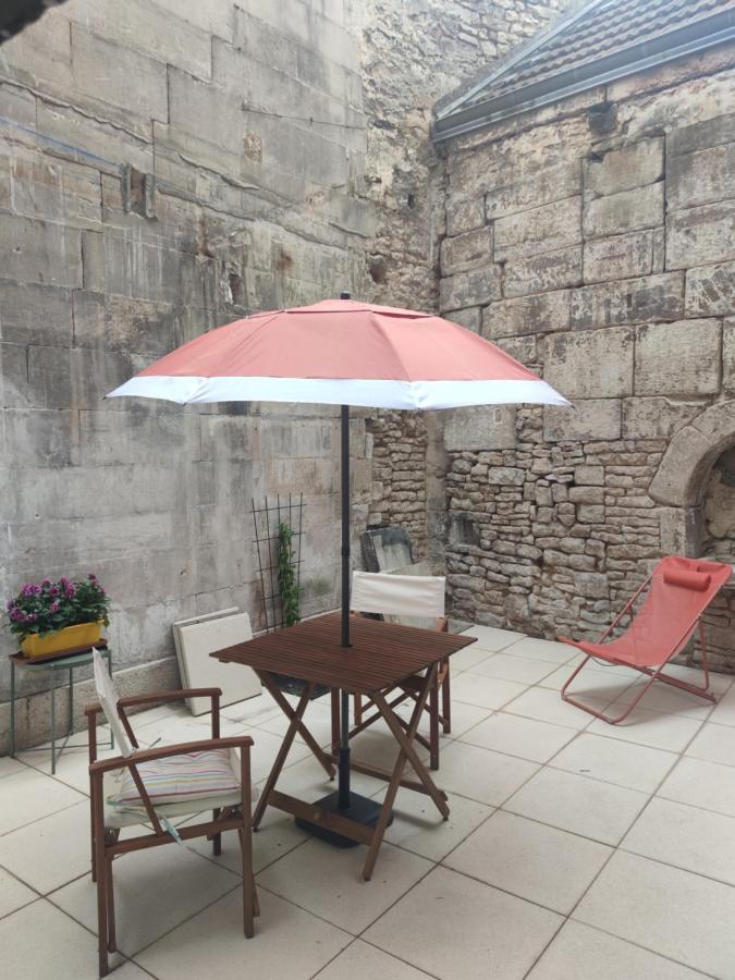 Studio De Charme, Au Calme Dans Le Vieux Chaumont شومونت المظهر الخارجي الصورة